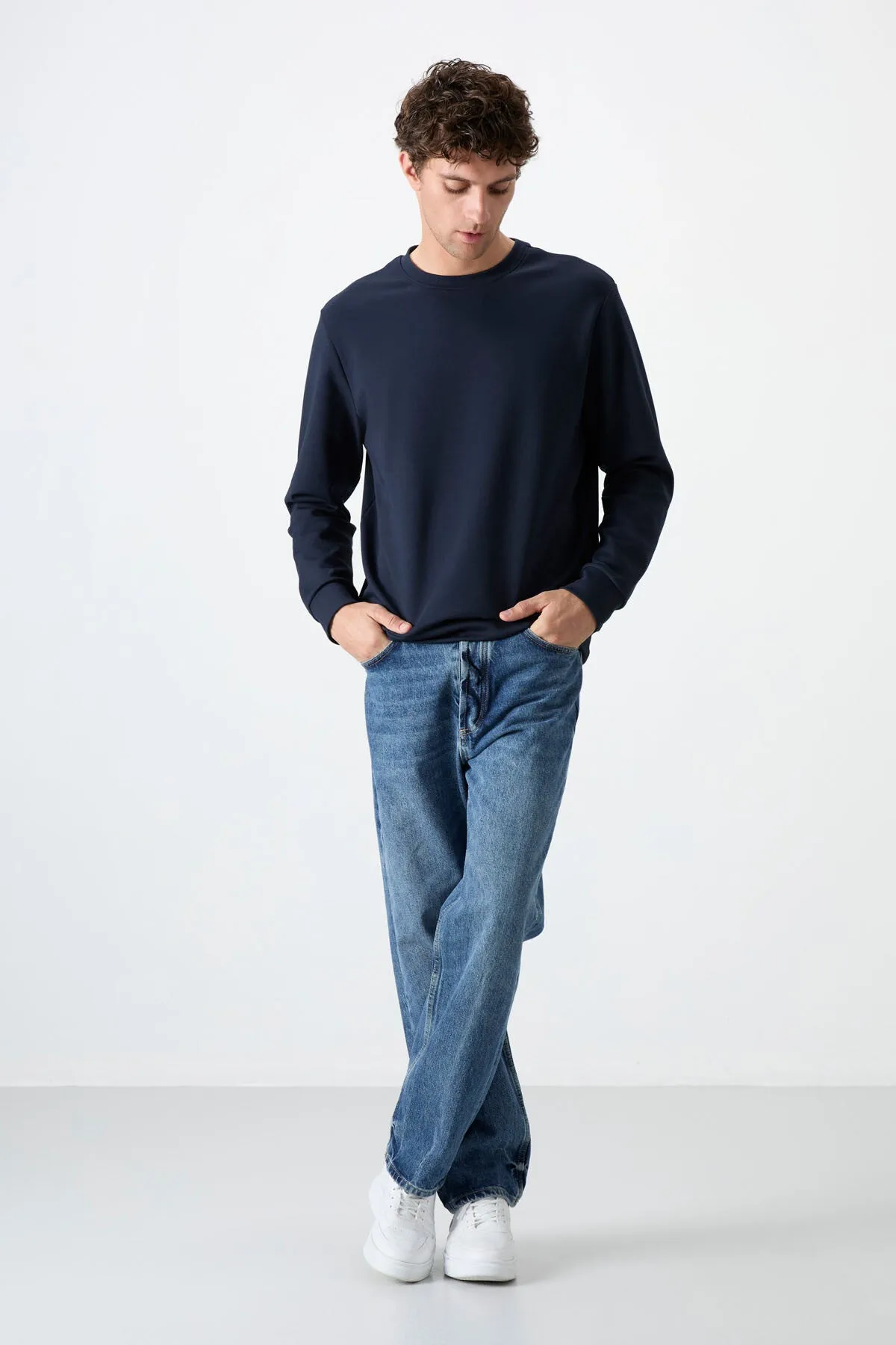 basic o yaka rahat form erkek sweatshirt - 88053