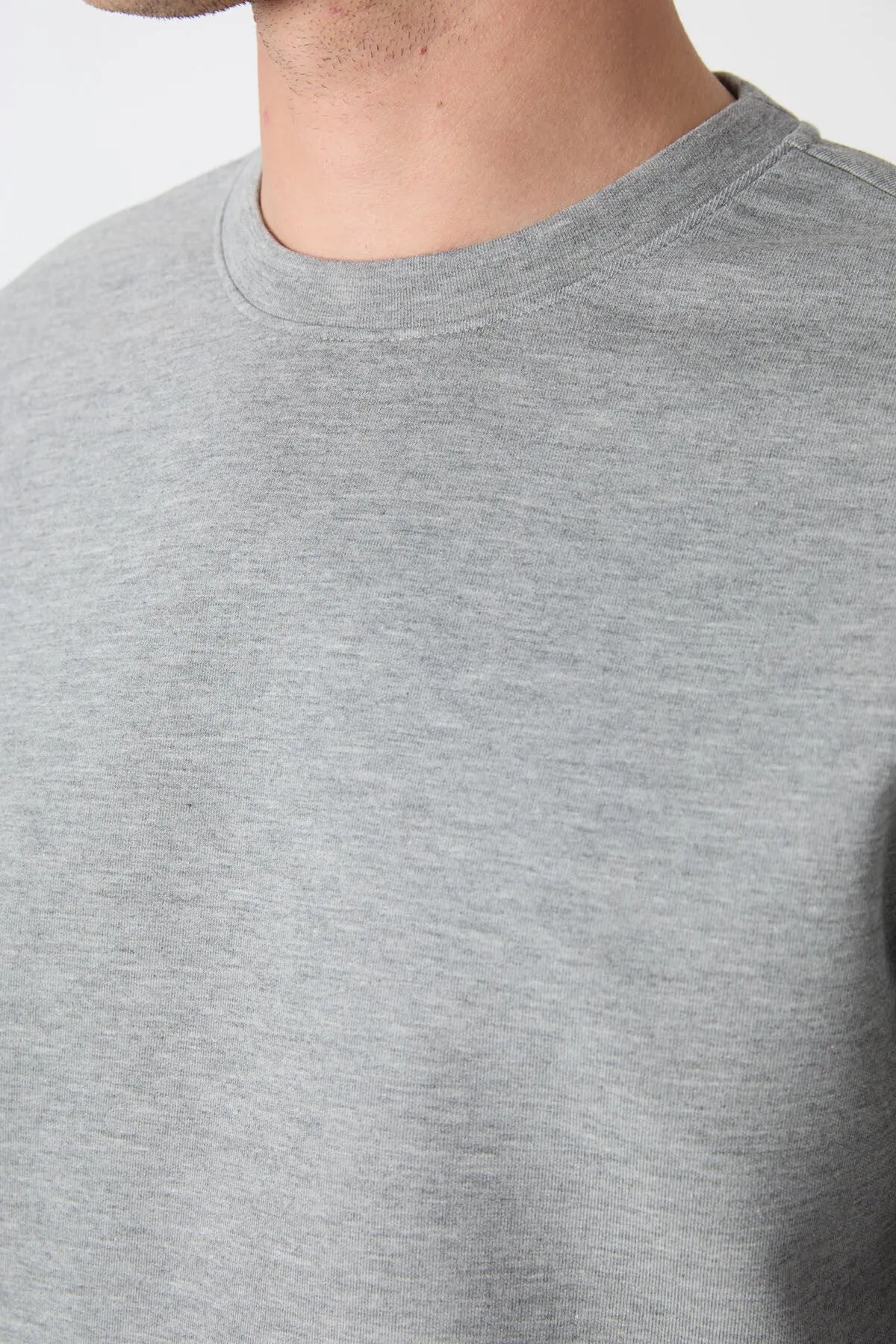 basic o yaka rahat form erkek sweatshirt - 88053
