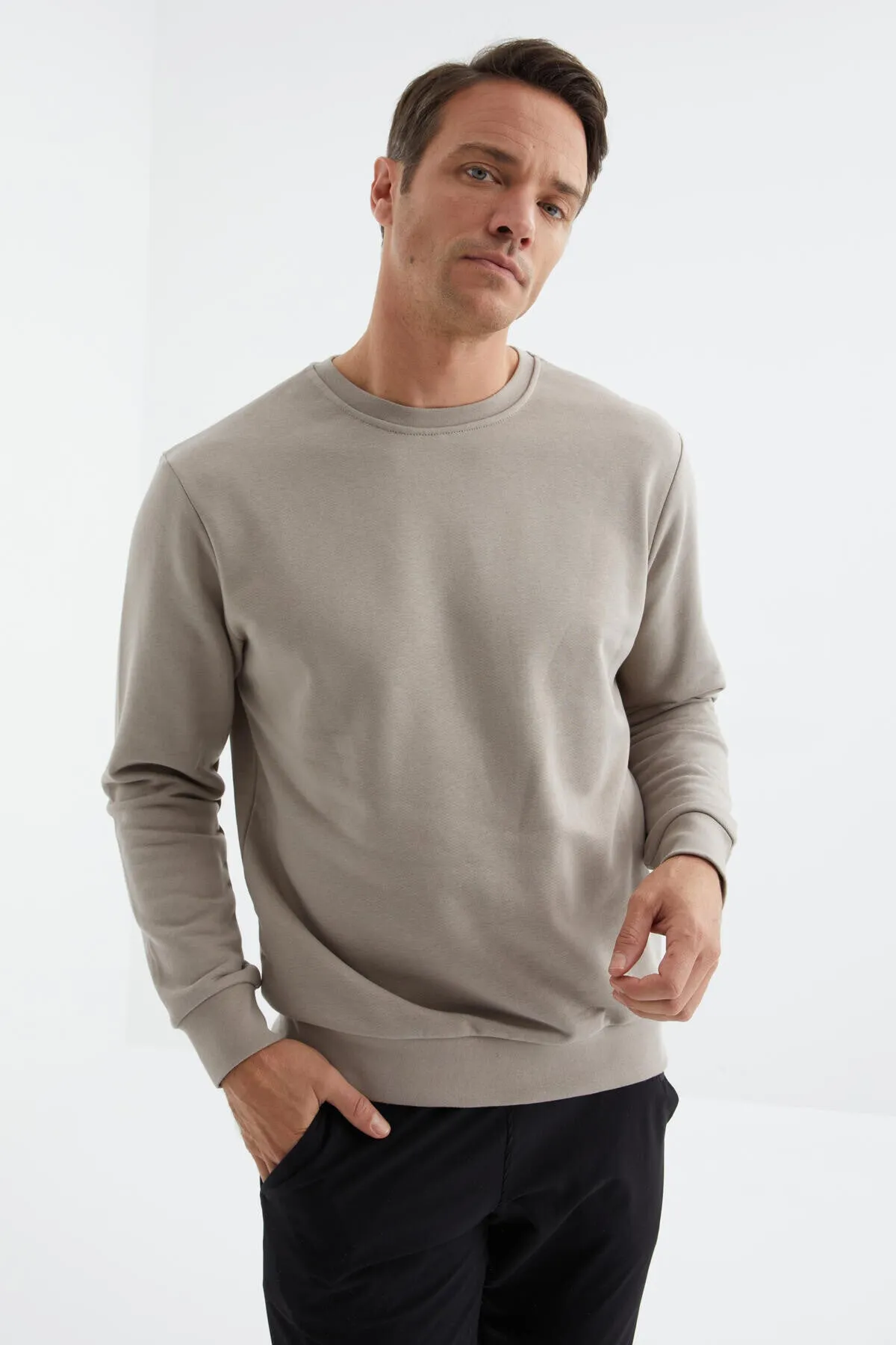 basic o yaka rahat form erkek sweatshirt - 88053