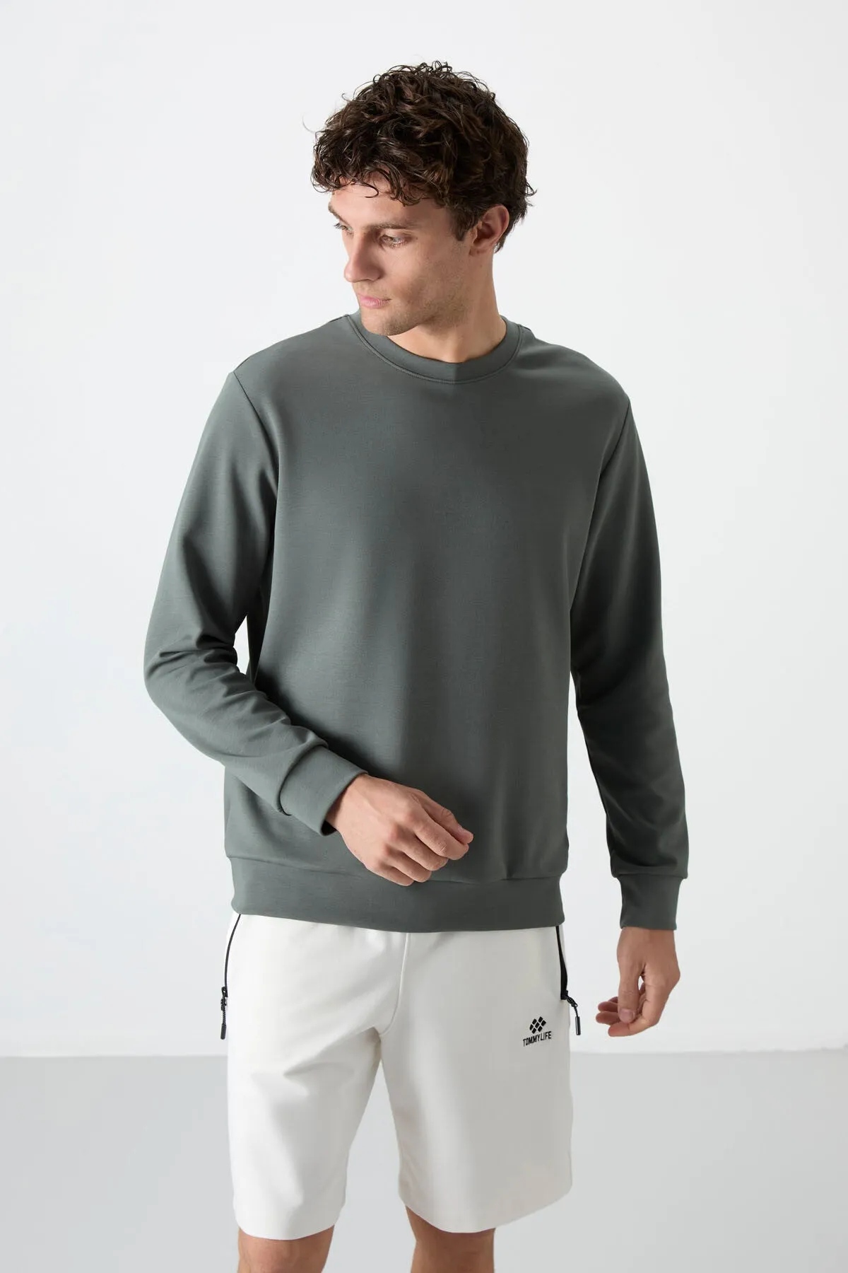 basic o yaka rahat form erkek sweatshirt - 88053