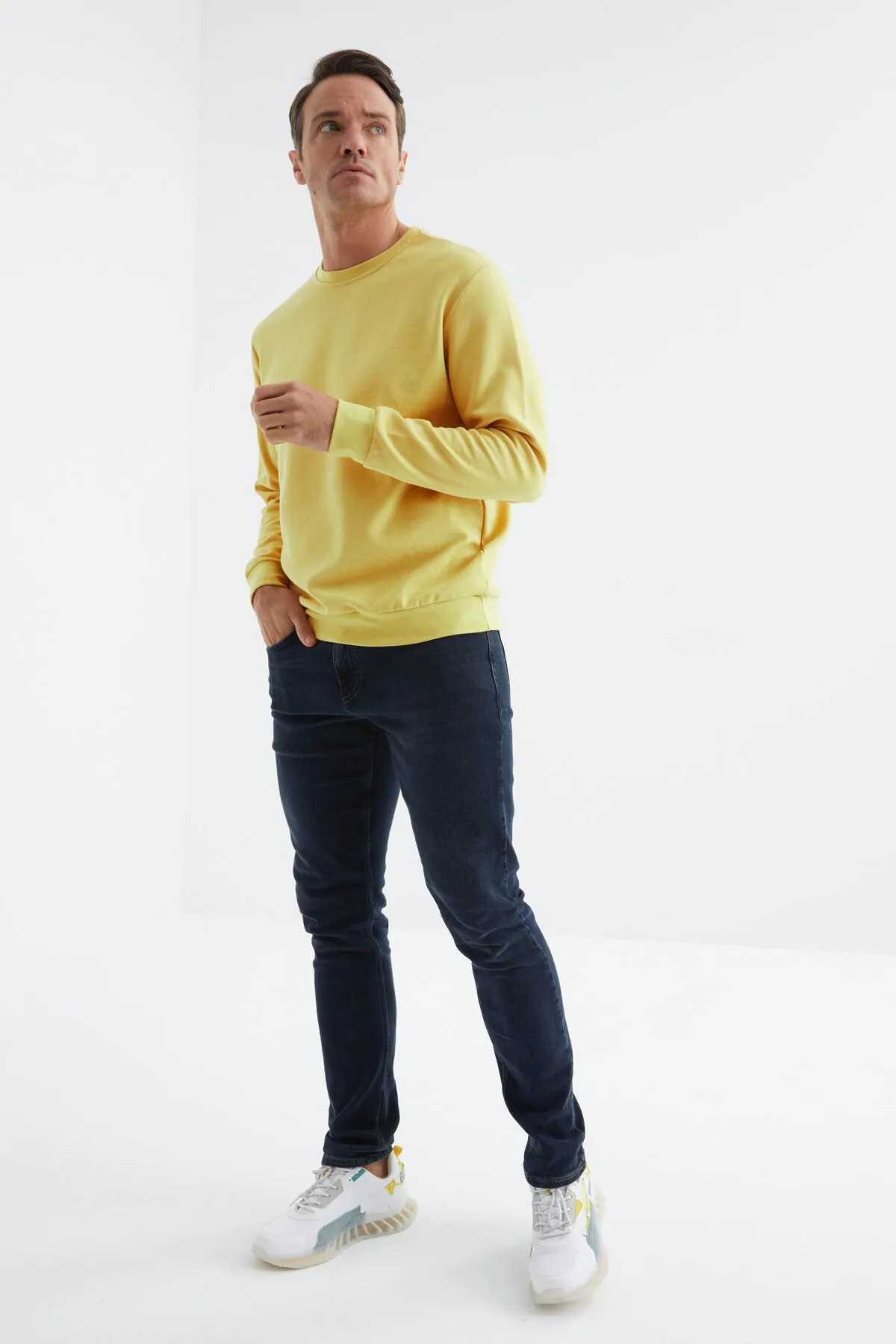 basic o yaka rahat form erkek sweatshirt - 88053