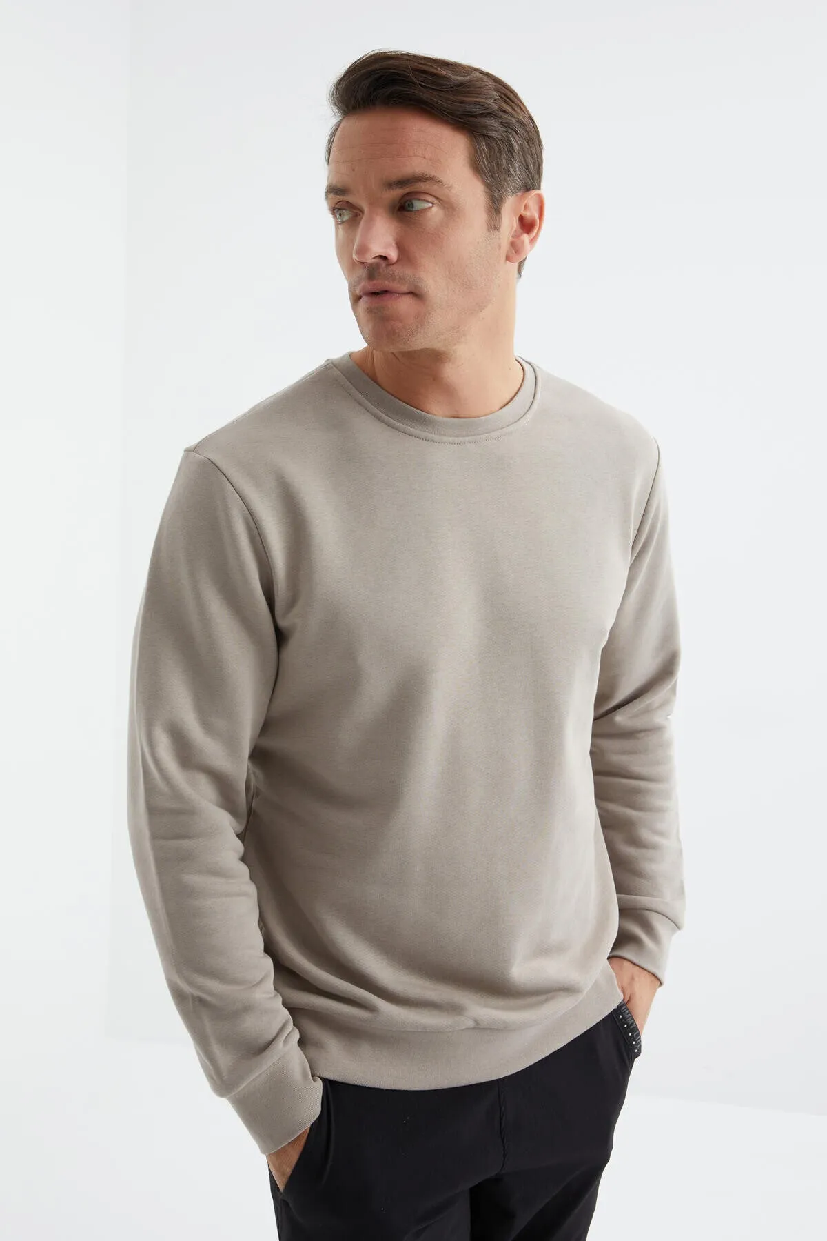 basic o yaka rahat form erkek sweatshirt - 88053