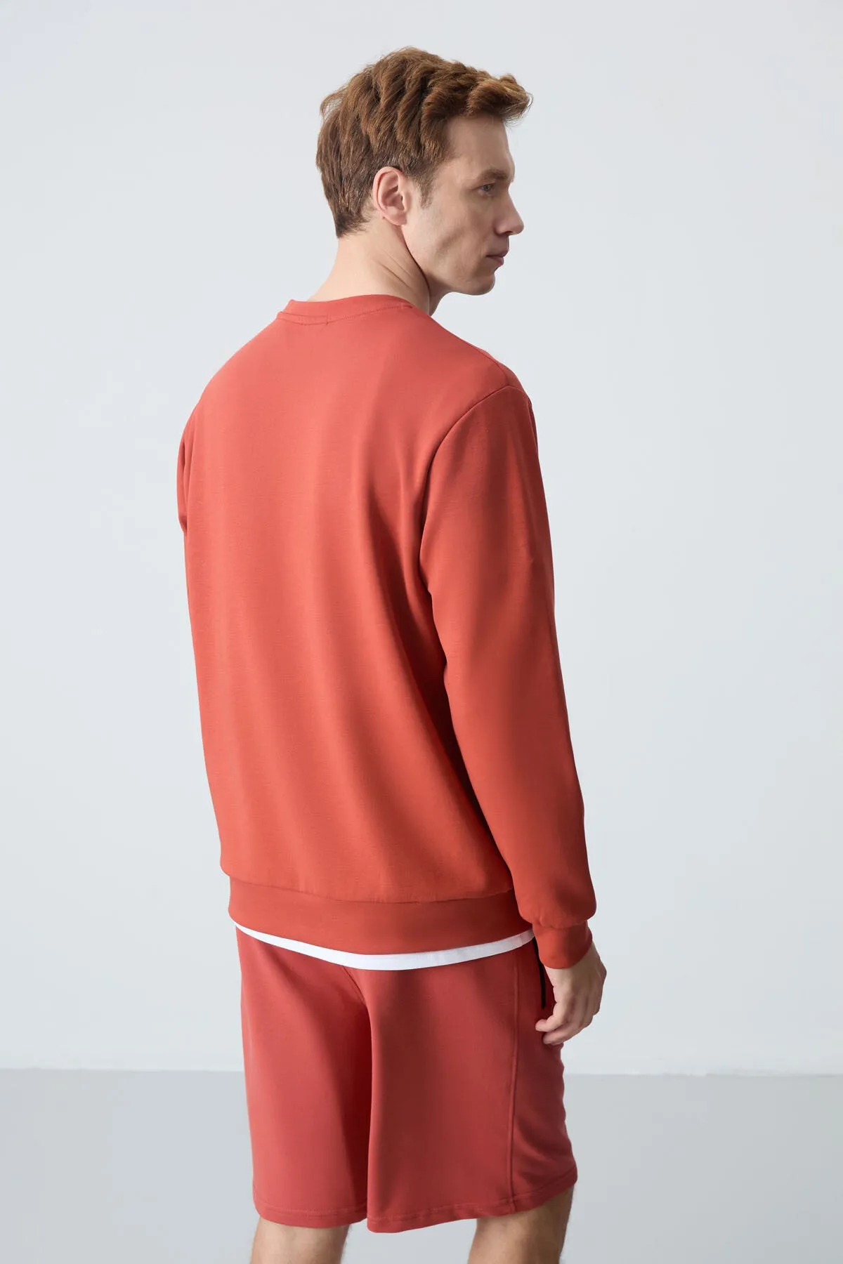 basic o yaka rahat form erkek sweatshirt - 88053