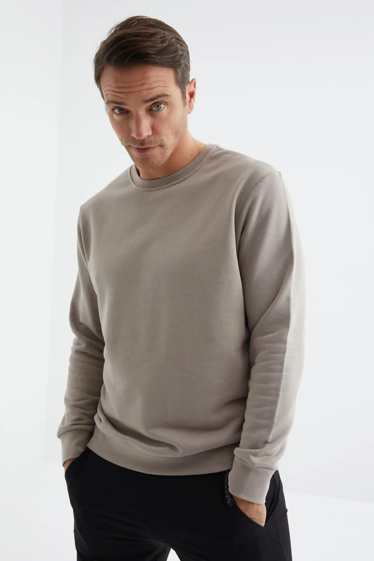 basic o yaka rahat form erkek sweatshirt - 88053
