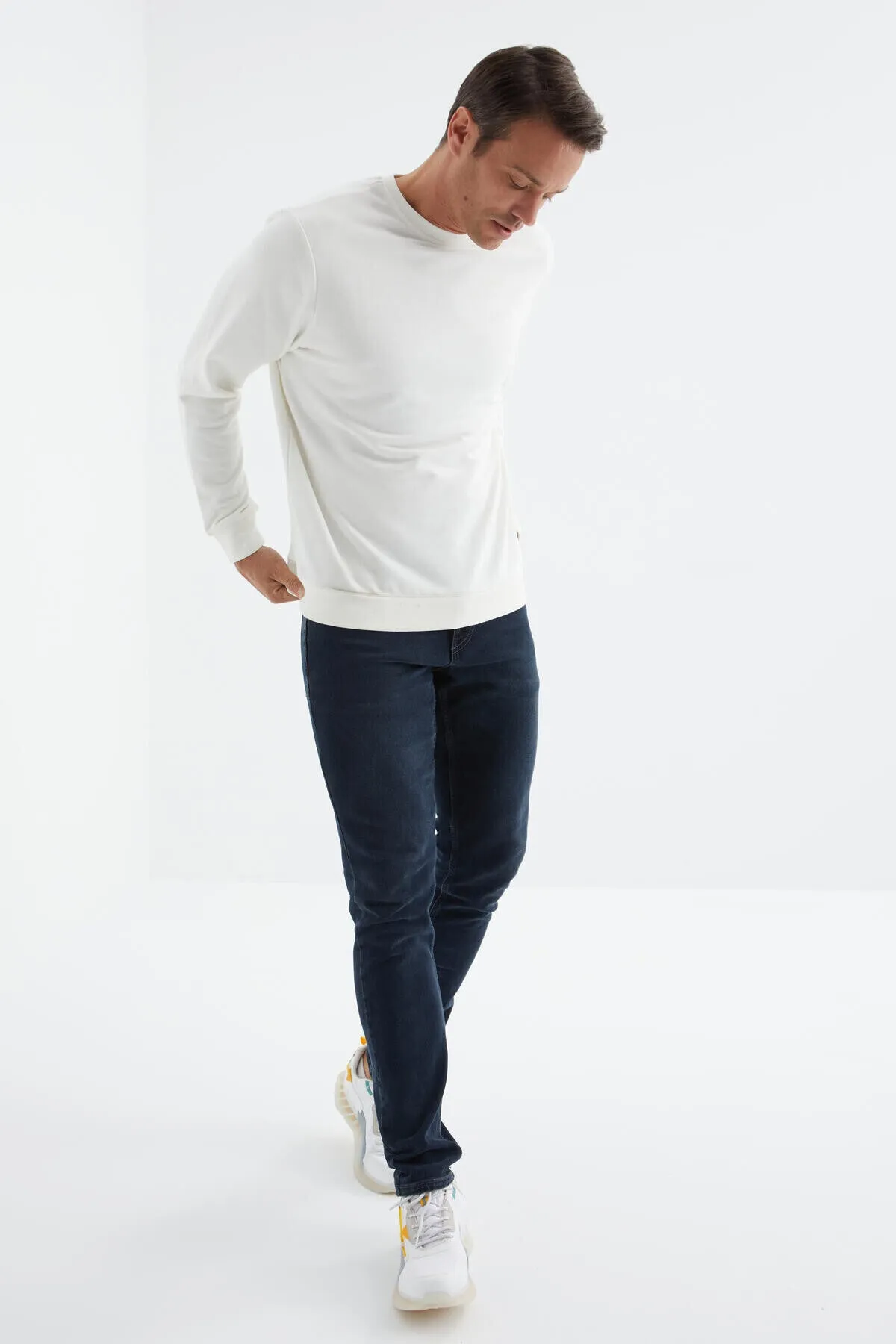 basic o yaka rahat form erkek sweatshirt - 88053