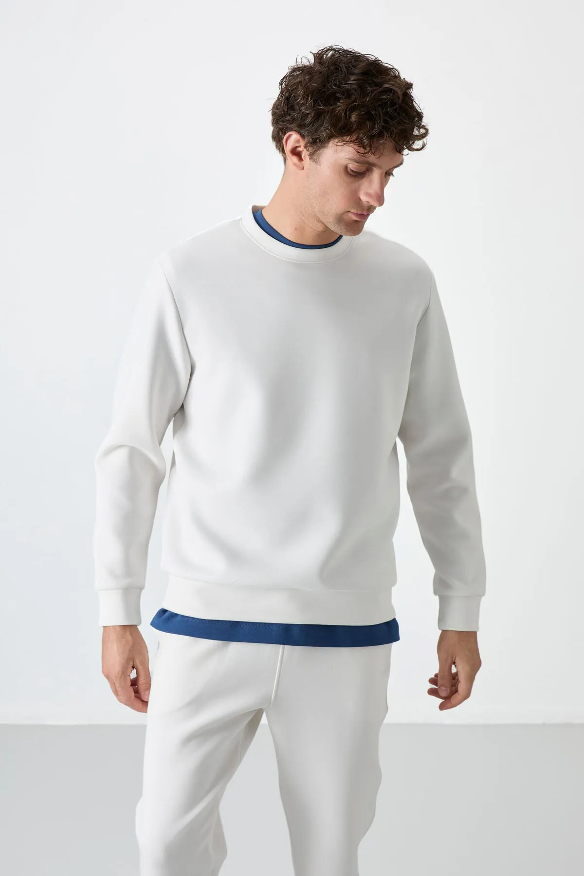 basic o yaka rahat form erkek sweatshirt - 88053