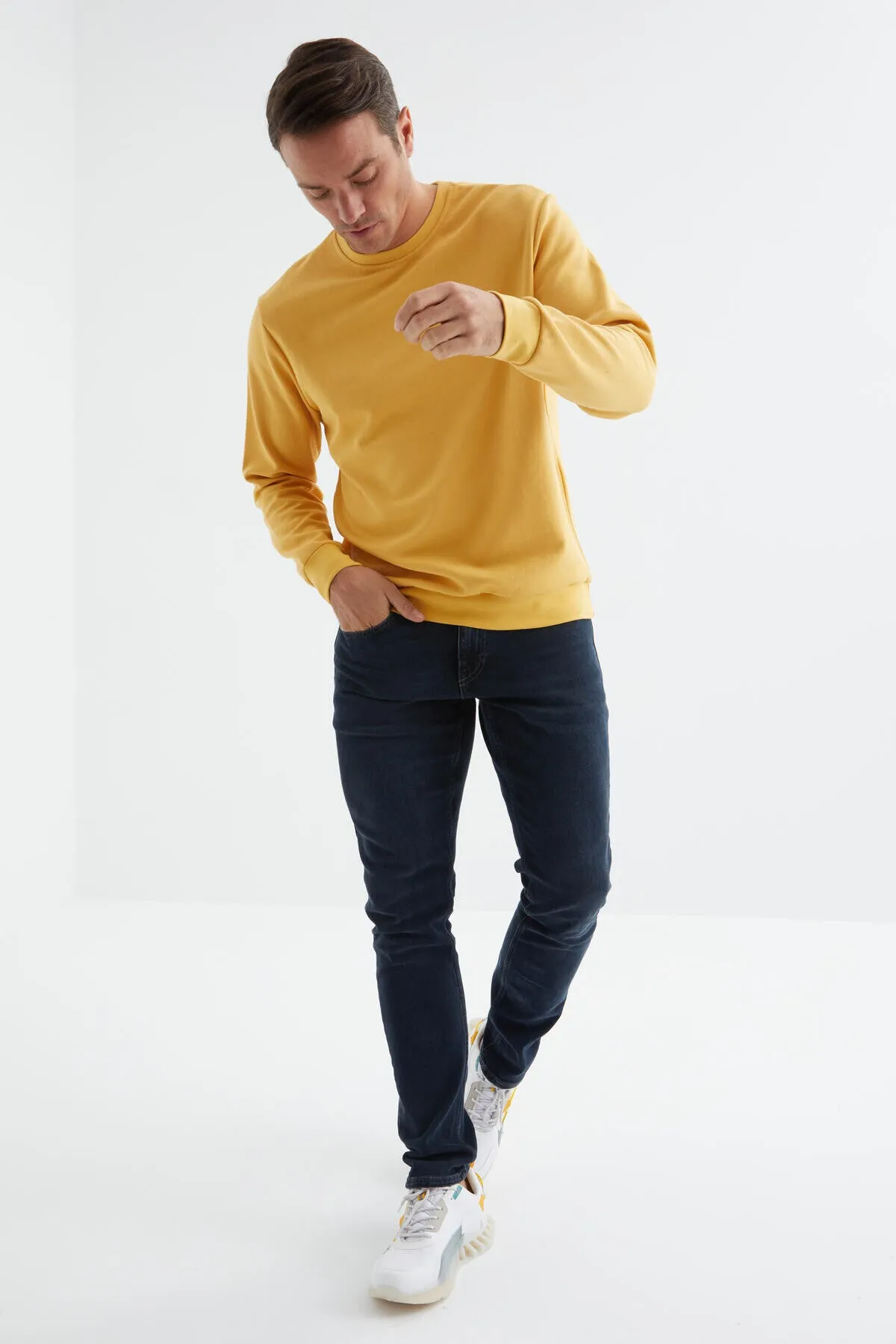 basic o yaka rahat form erkek sweatshirt - 88053