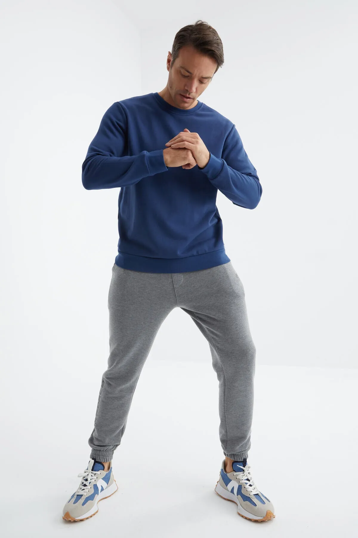 basic o yaka rahat form erkek sweatshirt - 88053