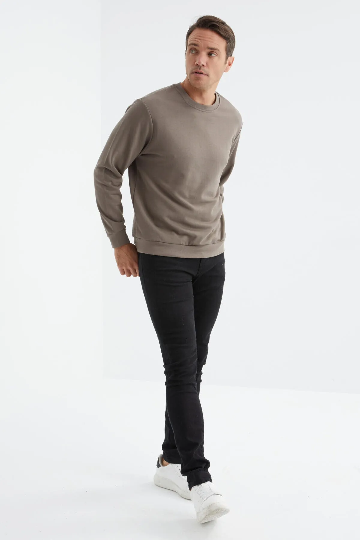 basic o yaka rahat form erkek sweatshirt - 88053