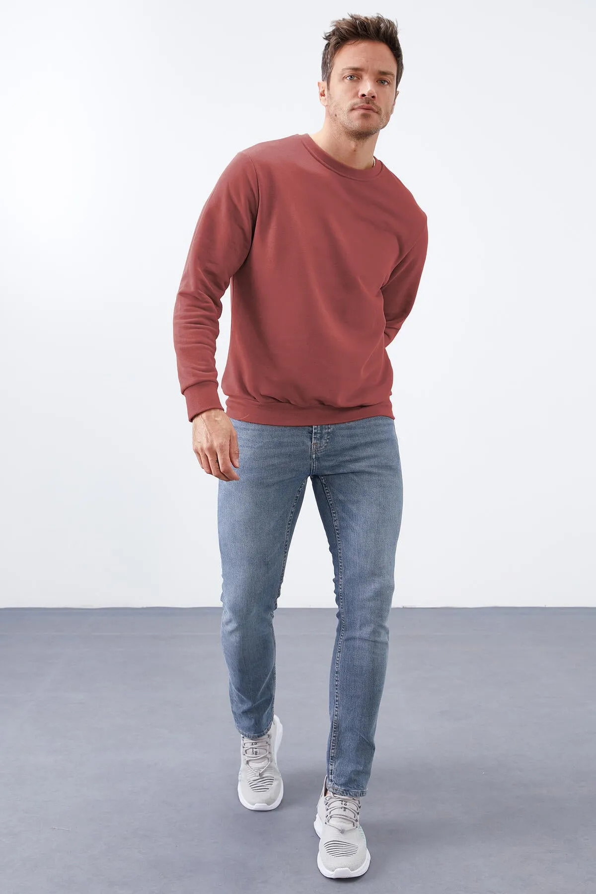 basic o yaka rahat form erkek sweatshirt - 88053