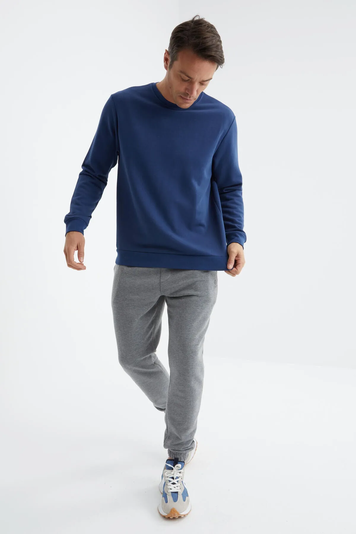 basic o yaka rahat form erkek sweatshirt - 88053