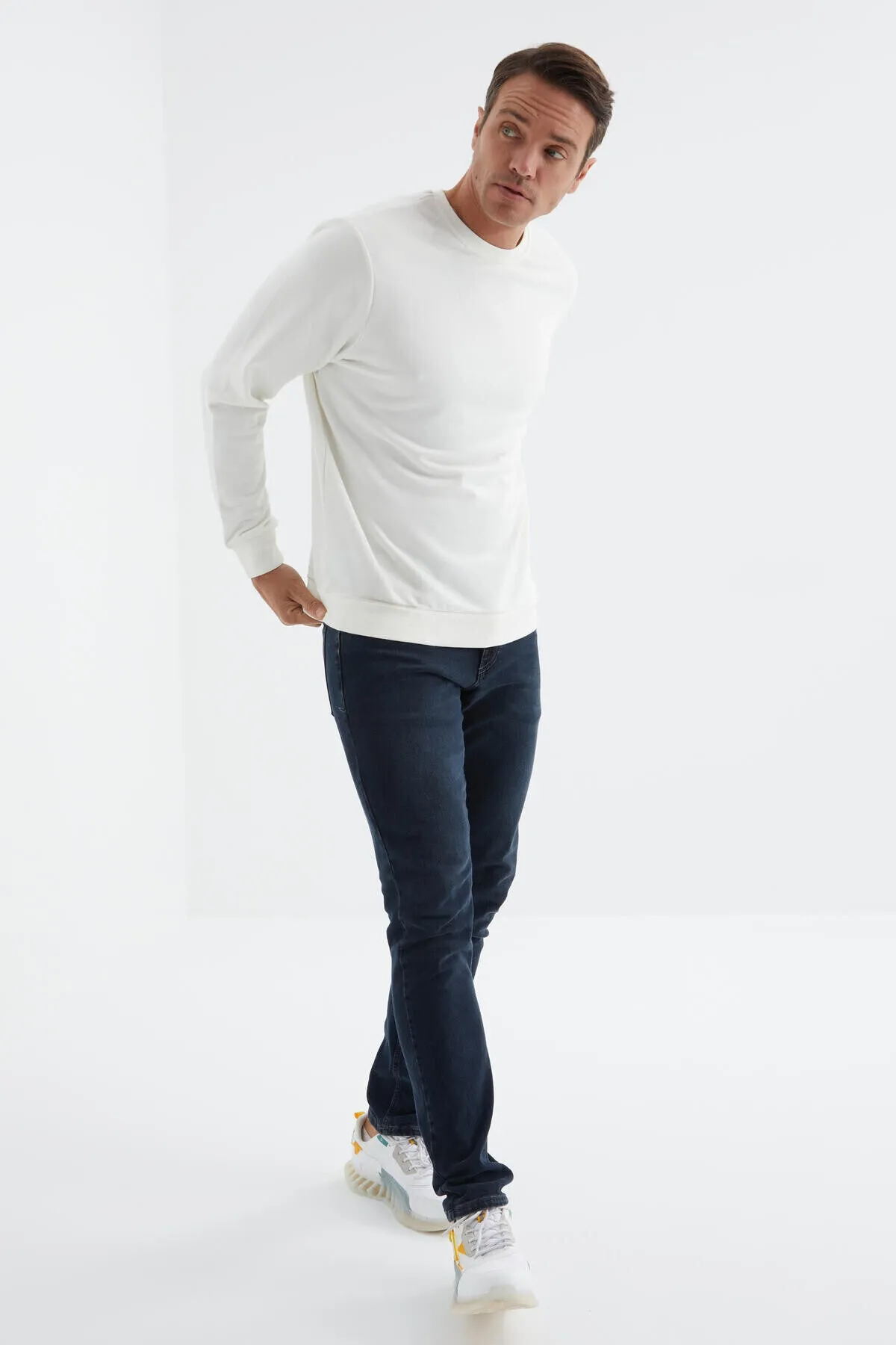 basic o yaka rahat form erkek sweatshirt - 88053