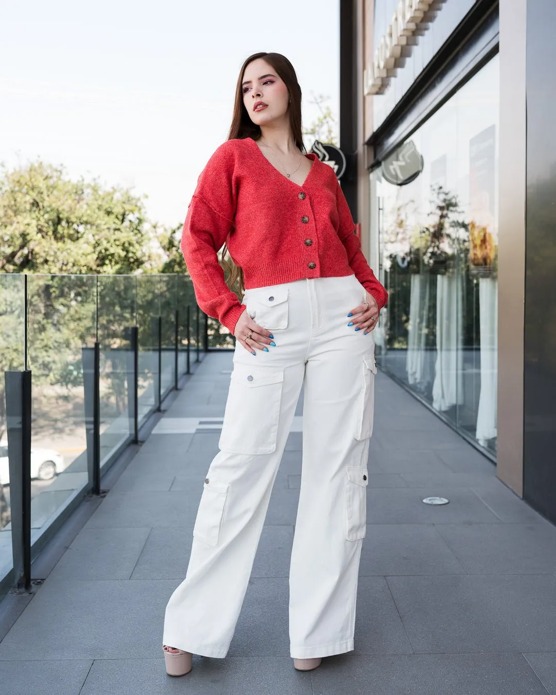 Jeans cargo mltiple bolsillos