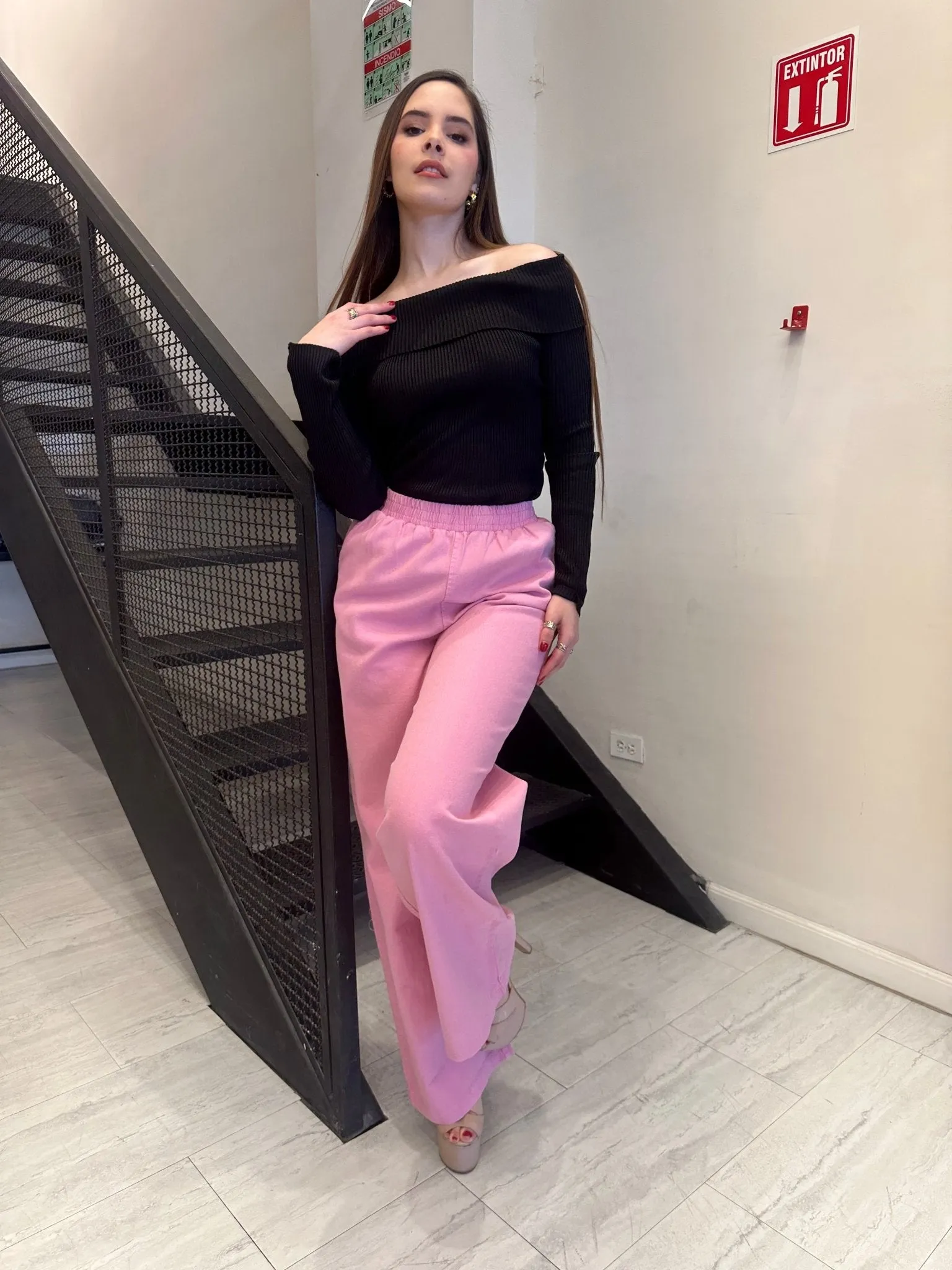 Jeans denim elsticos pierna ancha