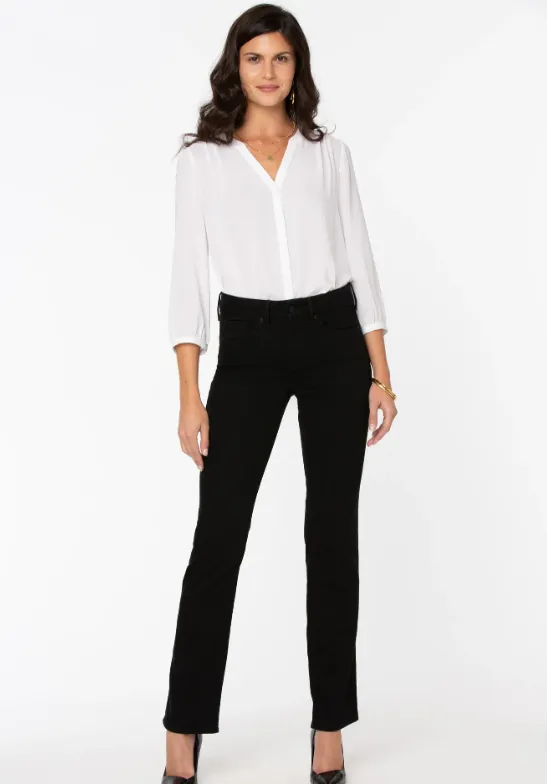 Marilyn Straight Jeans In Petite