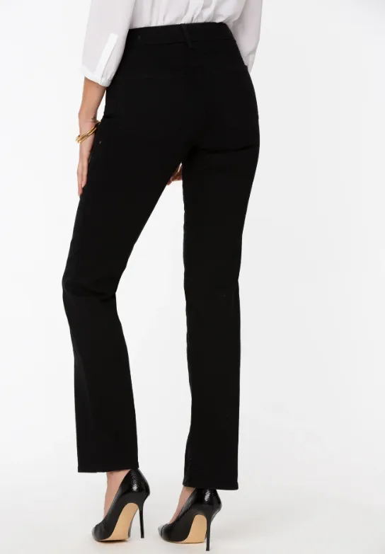 Marilyn Straight Jeans In Petite