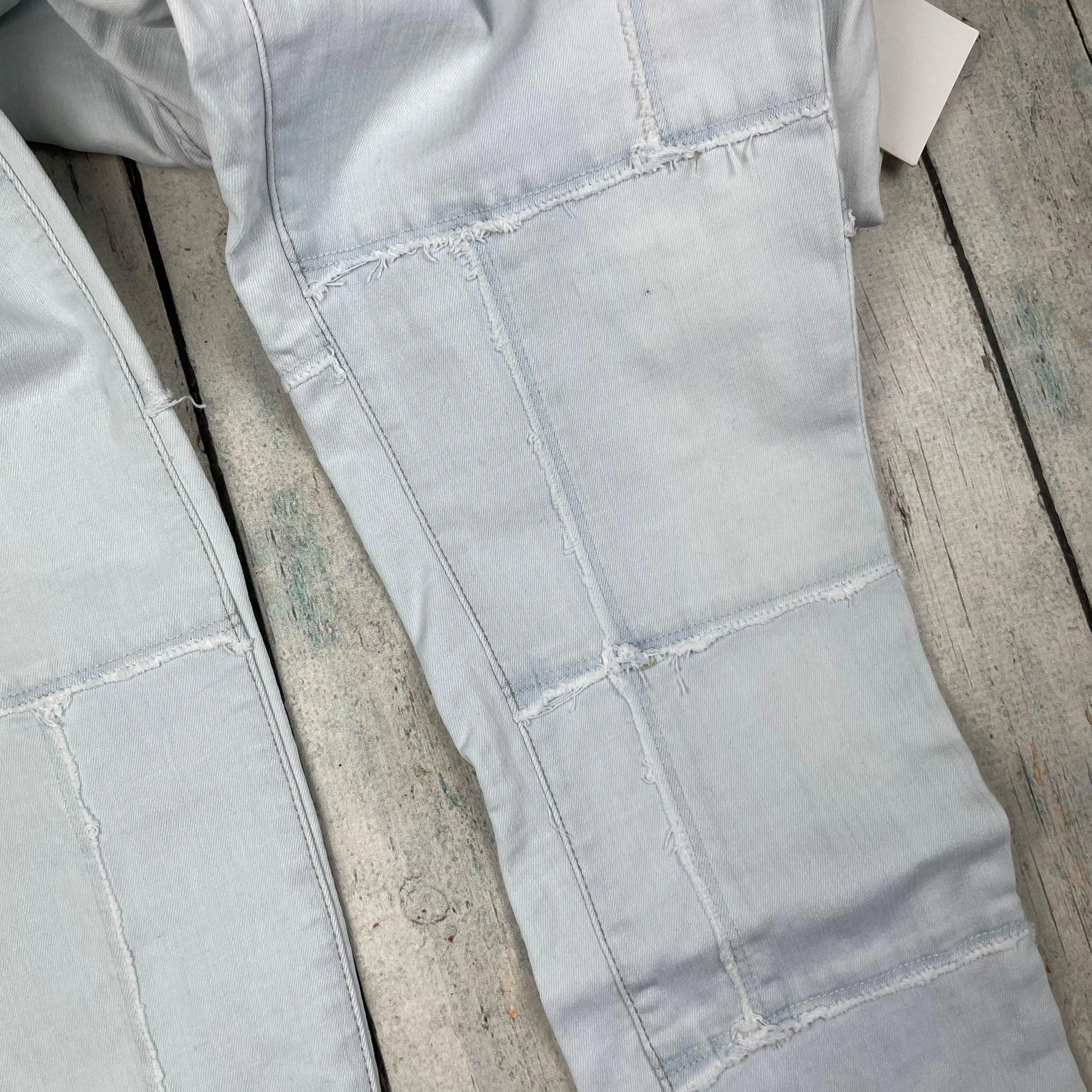 NWT- Frame Denim 'Le Skinny de Jeanne' Patched Jeans -Size 30